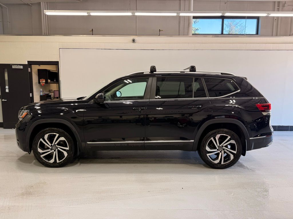 Thumbnail: 2023 Volkswagen Atlas - 2