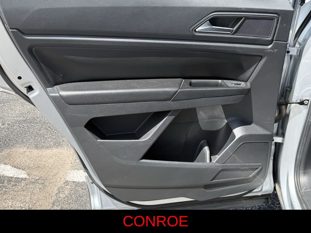 2018 Volkswagen Atlas 3.6L V6 SE Silver at Community Honda