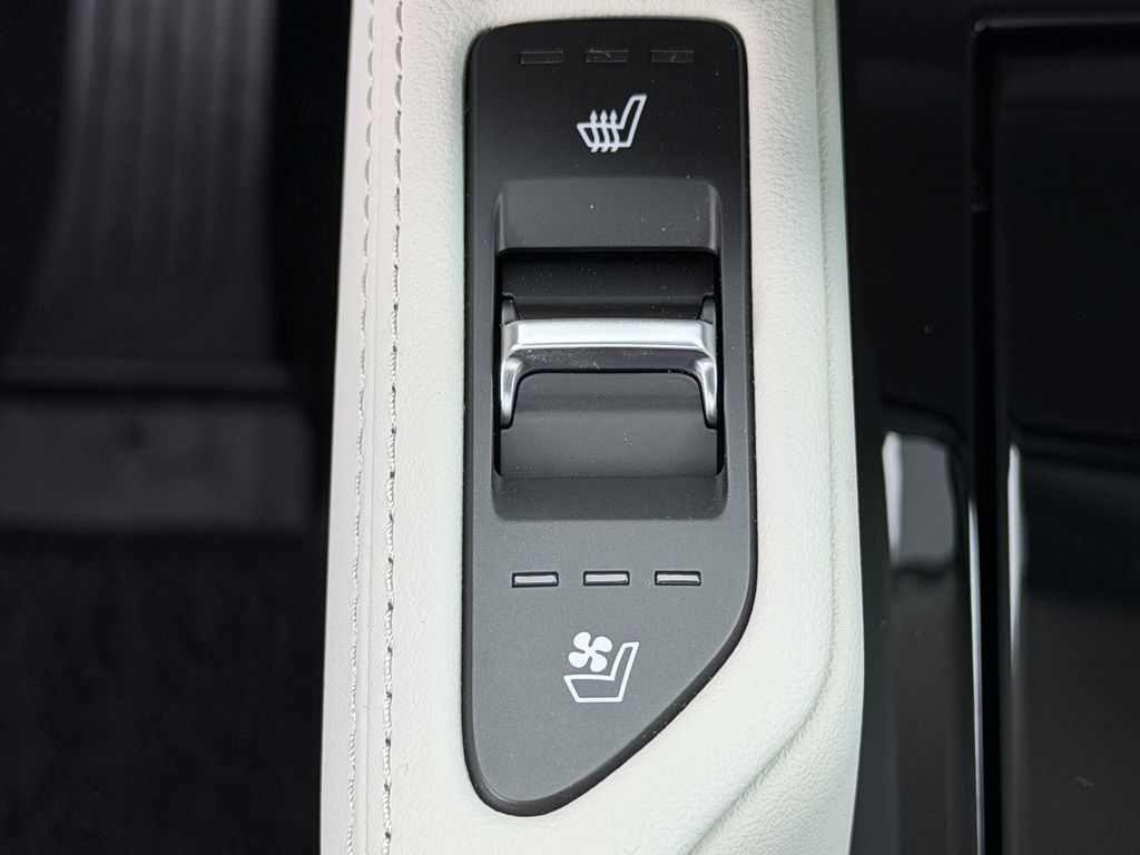 new 2025 Kia Telluride car, priced at $40,031