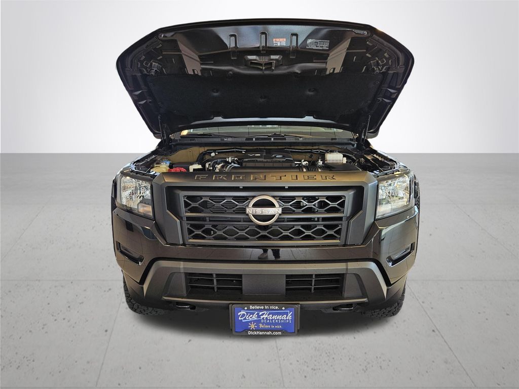 2022 Nissan Frontier S