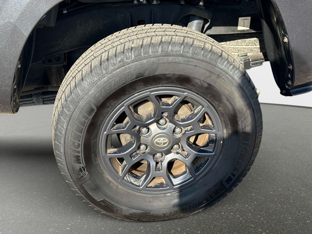 Used 2016 Toyota Tacoma Truck