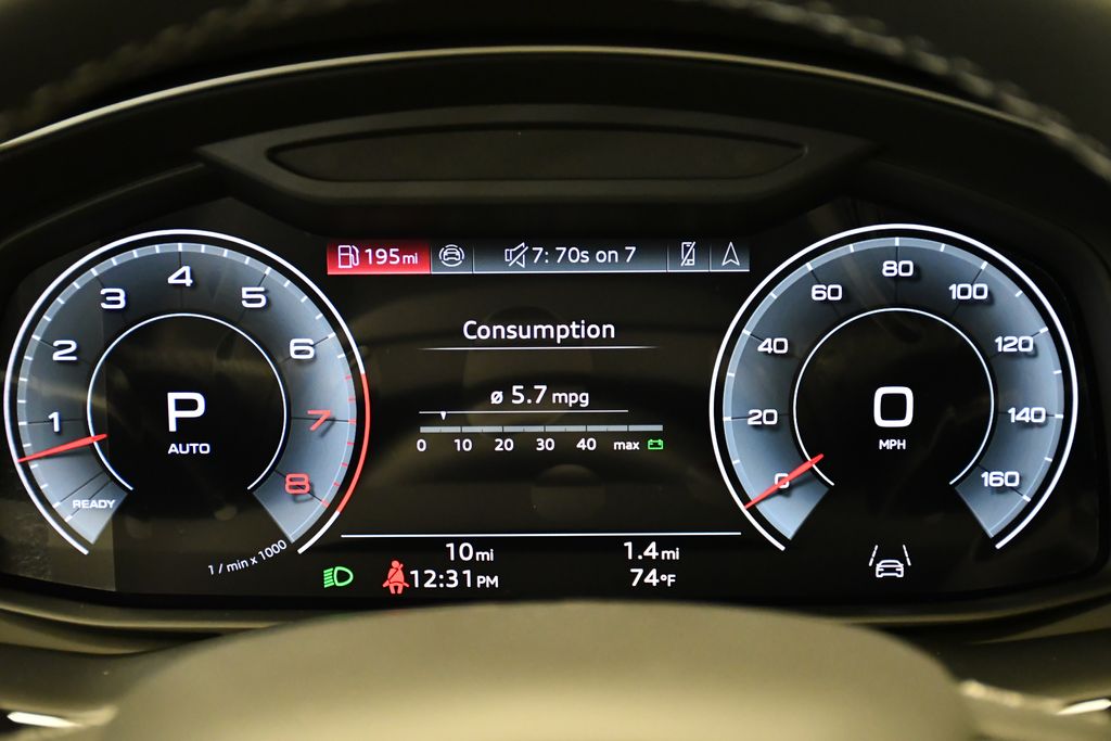 Thumbnail: 2026 Audi Q8 - 26