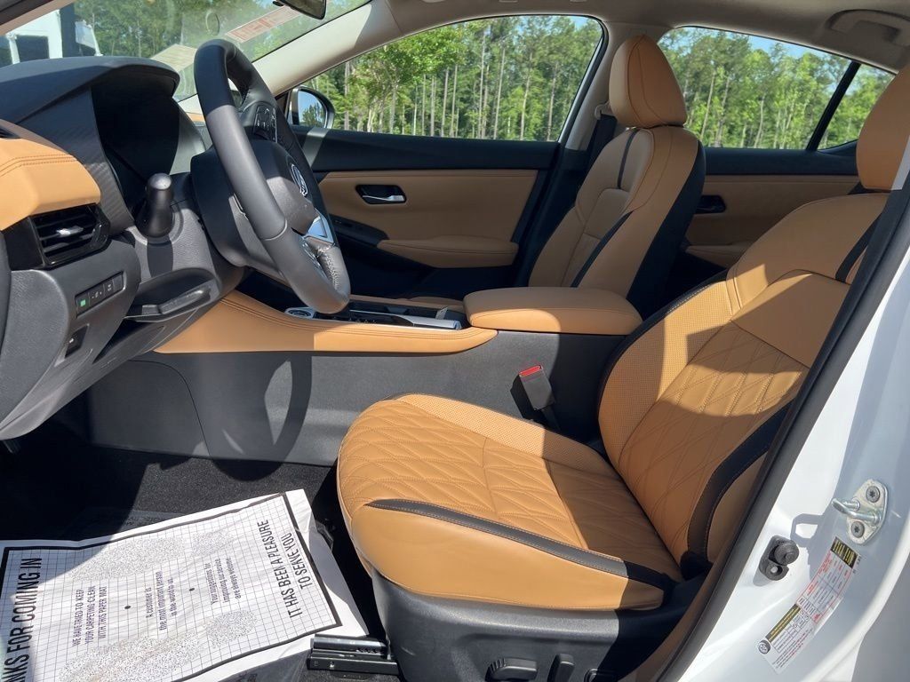 2025 Aspen White Tricoat Nissan Sentra SV FWD Sedan