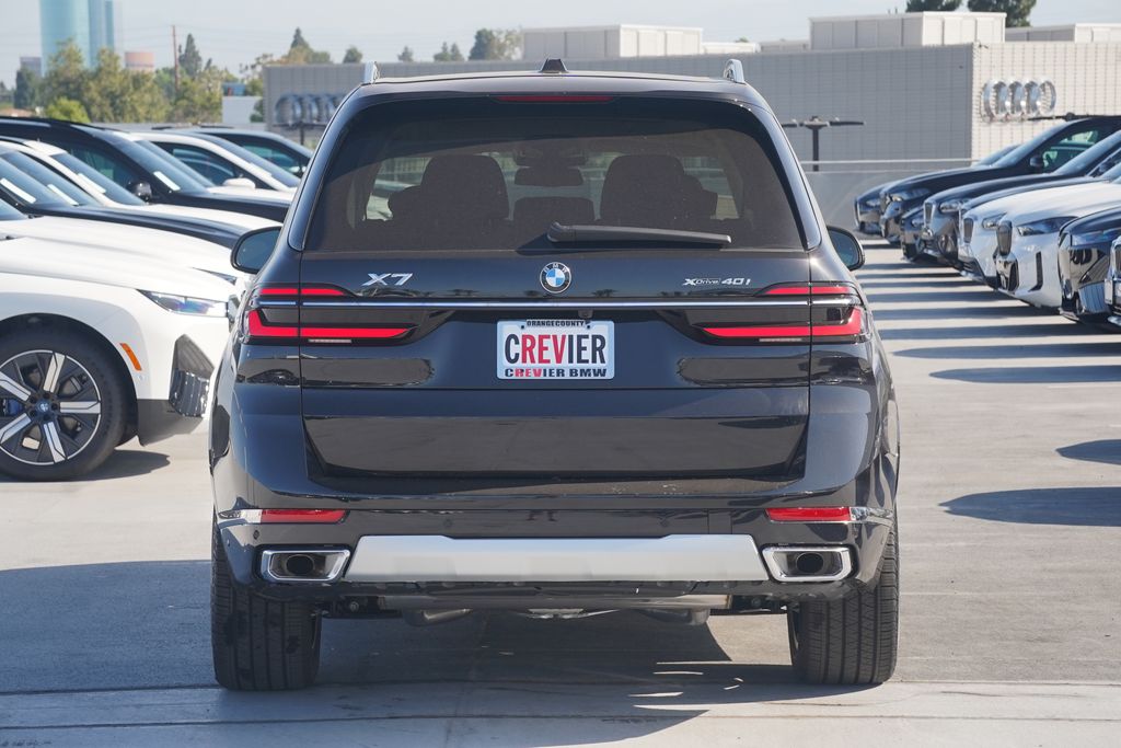 2025 BMW X7 xDrive40i 6