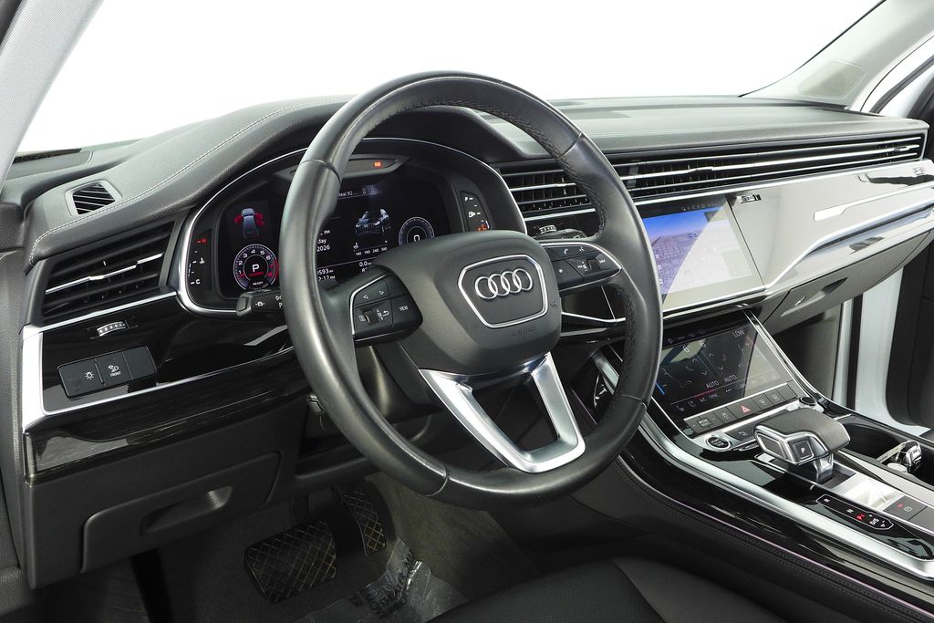 Thumbnail: 2023 Audi Q7 - 31