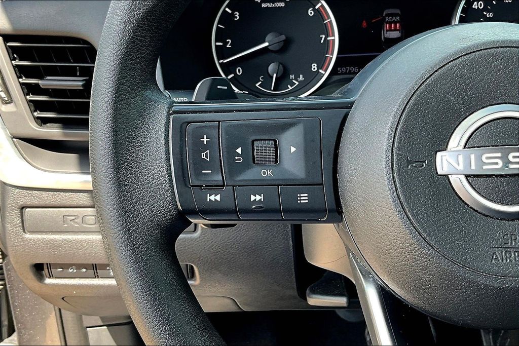 2024 Nissan Rogue S - 11