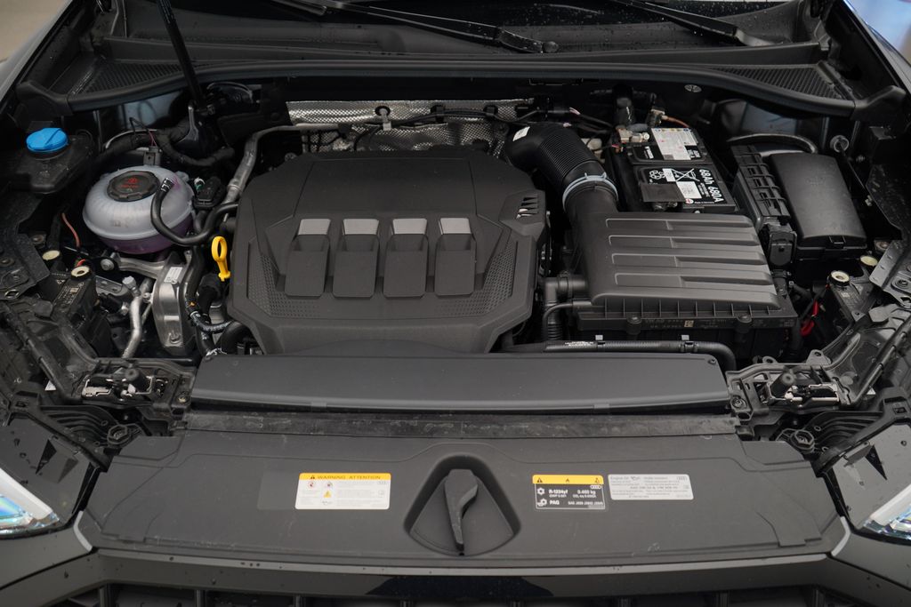 Thumbnail: 2025 Audi Q3 - 12