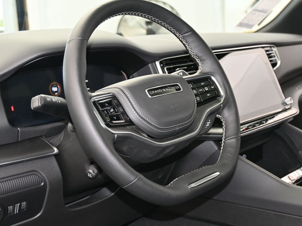 New 2026 Silver Zynith Jeep Summit Obsidian image 14