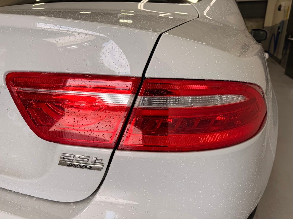 Thumbnail: 2018 Jaguar XE - 5