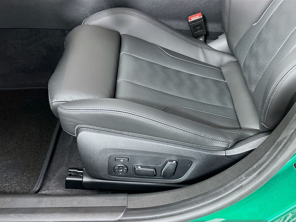 Thumbnail: 2026 BMW M3 - 21