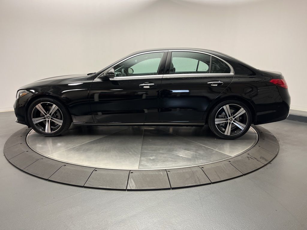 Thumbnail: 2025 Mercedes-Benz C-Class - 4