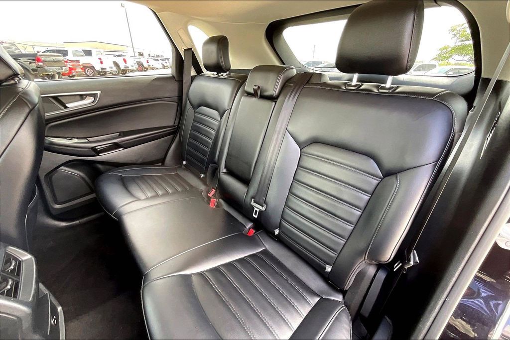 Used 2022 Ford Edge SEL 4D Sport Utility