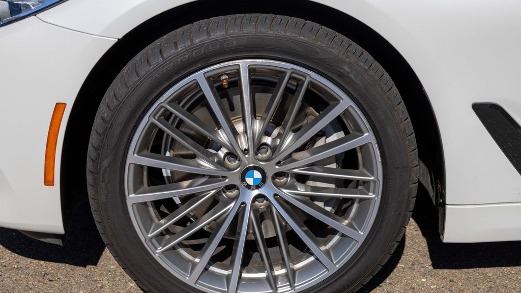 Used 2020 BMW 5 Series 530i 4D Sedan