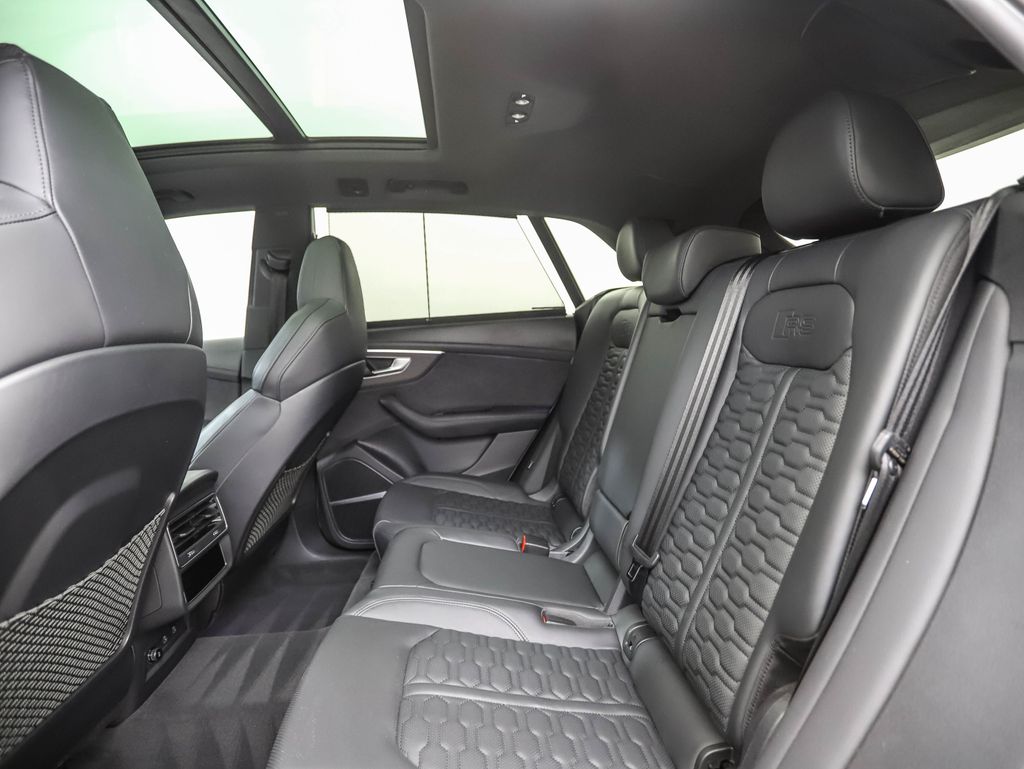 2023 Audi RS Q8 4.0T 21