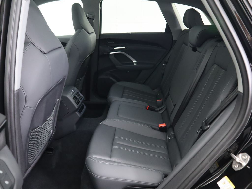 2025 Audi Q5  23