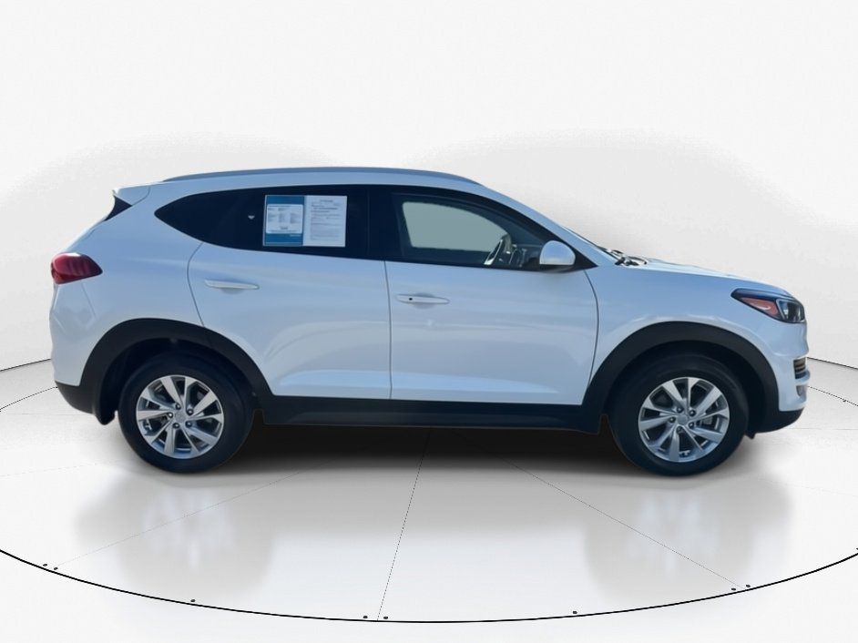 2021 White Cream Hyundai Tucson Value FWD SUV