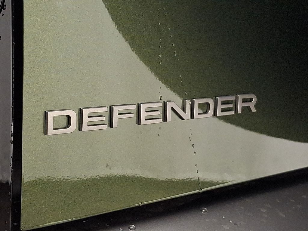 Thumbnail: 2026 Land Rover Defender - 22