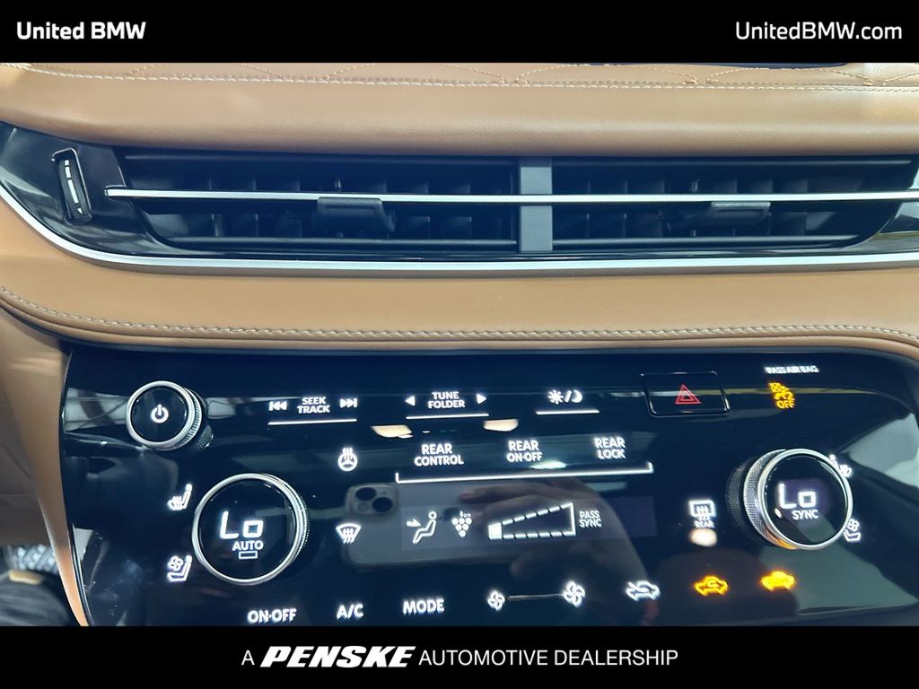 Thumbnail: 2025 INFINITI QX60 - 19