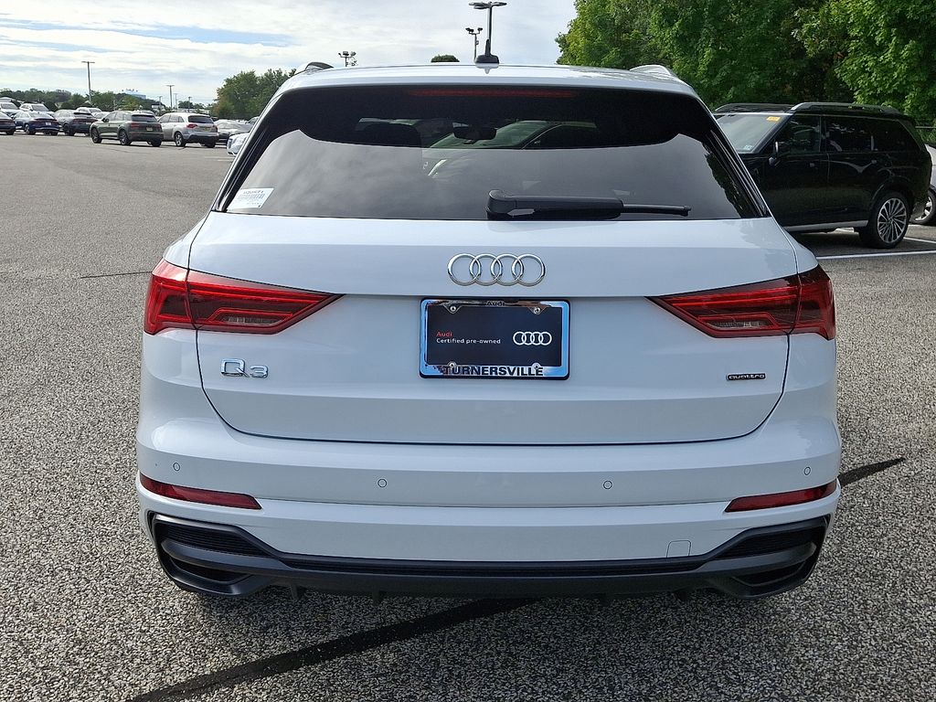 Thumbnail: 2022 Audi Q3 - 5