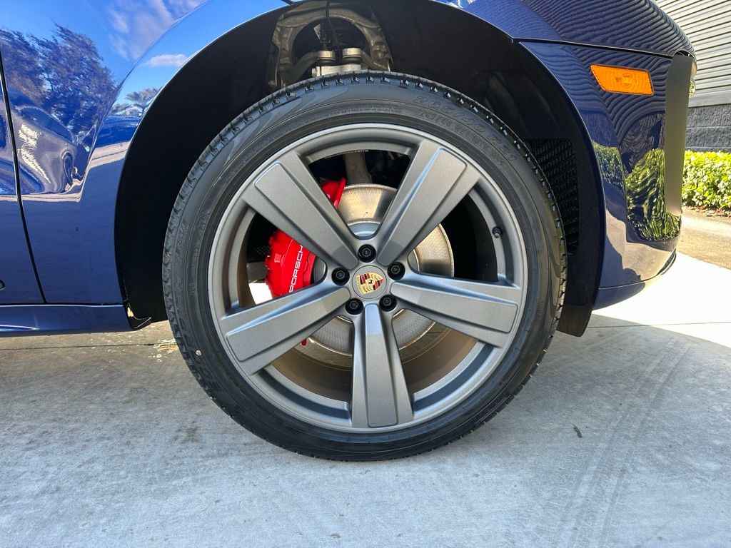 Thumbnail: 2026 Porsche Macan - 15