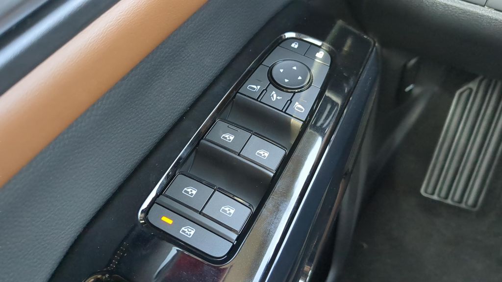 New 2026 Boulder Gray Pearl Nissan Platinum image 19