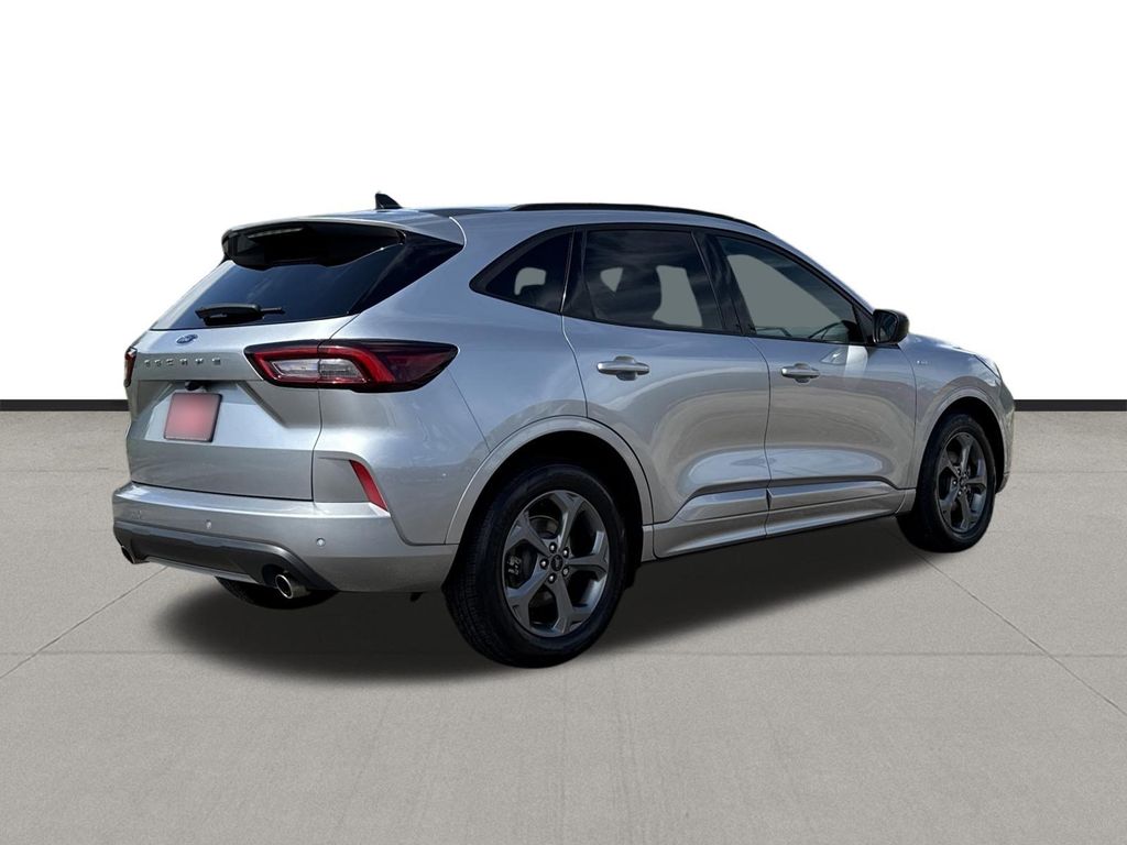 2023 Ford Escape ST-Line - 4