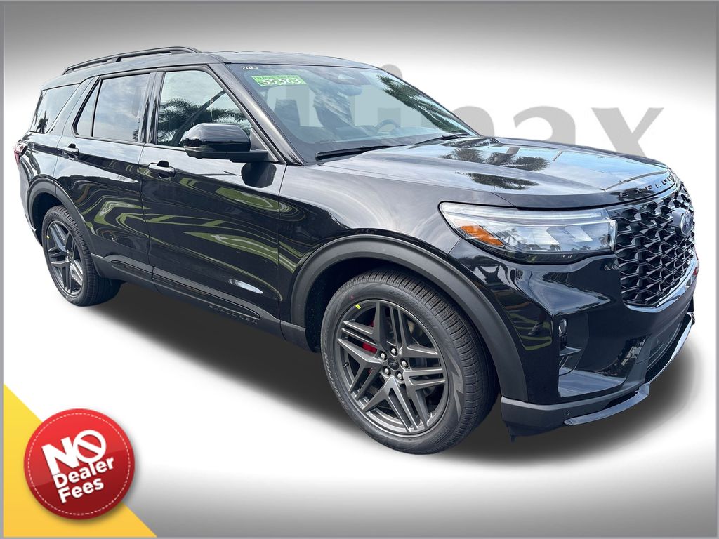 2025 Ford Explorer ST's photo