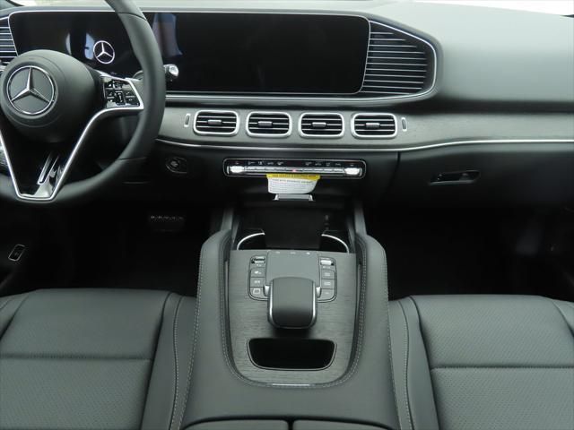 Thumbnail: 2026 Mercedes-Benz GLE - 13