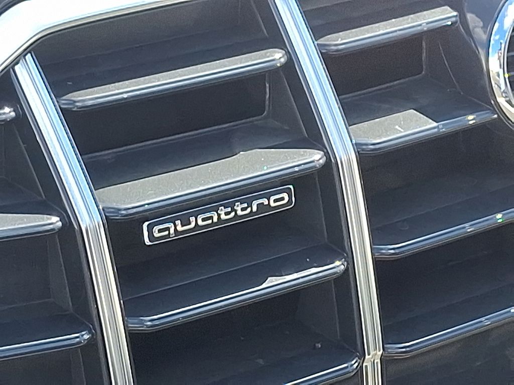 Thumbnail: 2023 Audi Q5 - 4