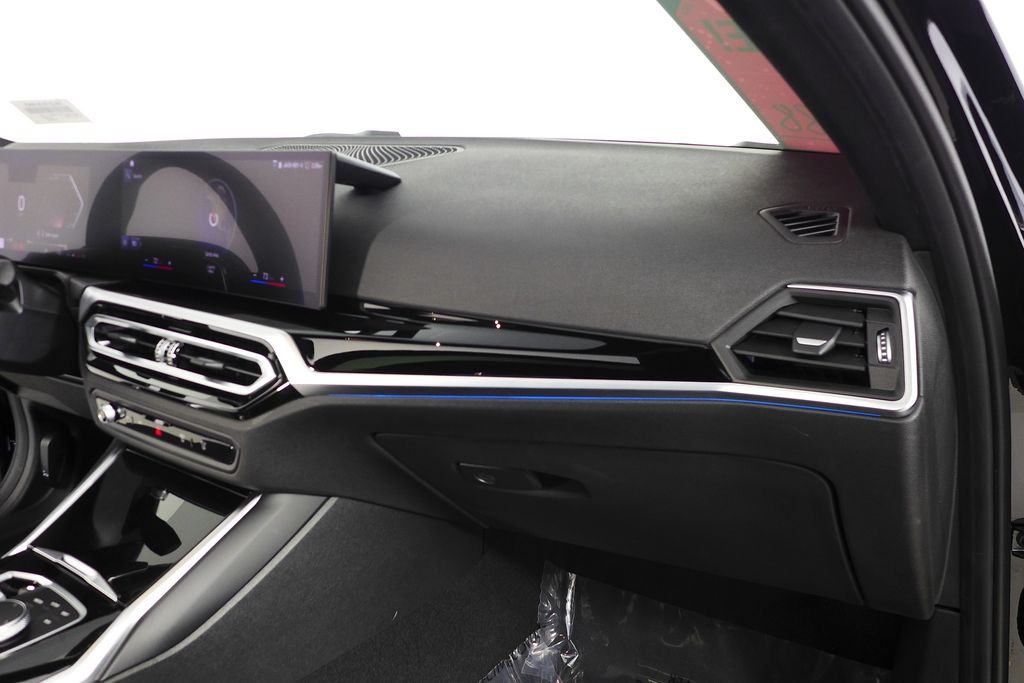 Thumbnail: 2023 BMW 3 Series - 14