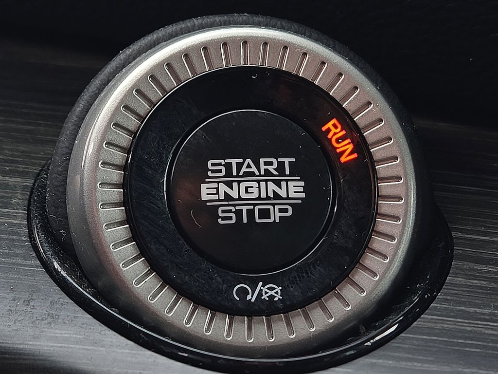 Used 2024 Jeep Wagoneer L For Sale in Farmington, AR