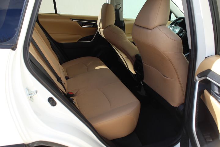 Used Car 2021 Toyota Rav4  Xle For Sale Under $25,000 In Georgetown, Texas