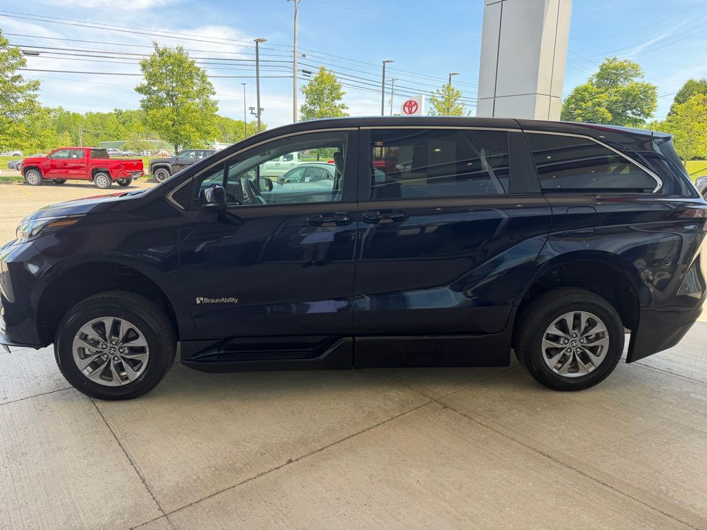 used 2026 Toyota Sienna car, priced at $89,903