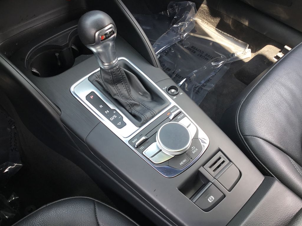 Thumbnail: 2015 Audi A3 - 23