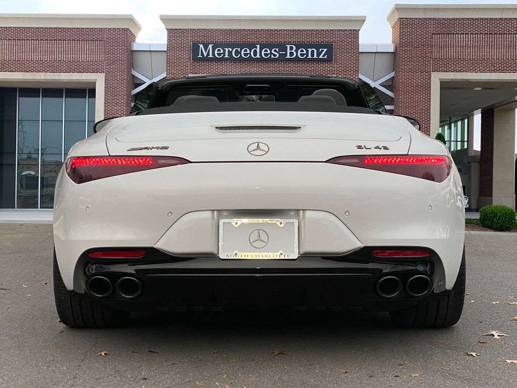 2025 Mercedes-Benz SL-Class AMG SL 43 6