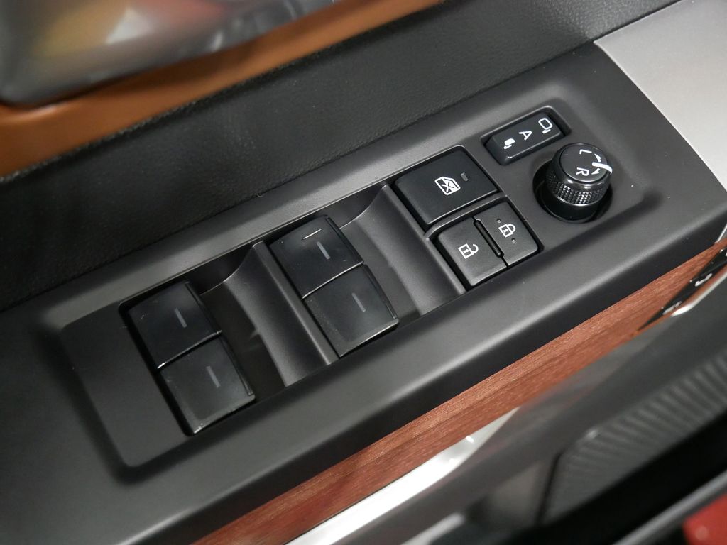 2025 Toyota Tundra 1794 Edition - Photo 15