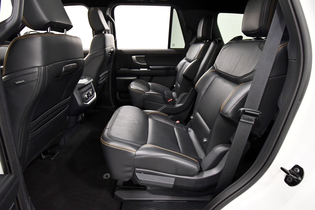 Used 2025 Ford Expedition SUV