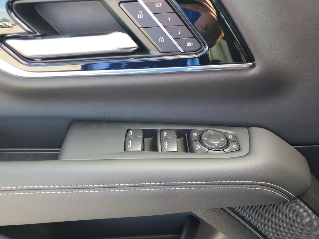 New Car 2025 Gmc Yukon  Elevation For Sale In Austin, Texas
