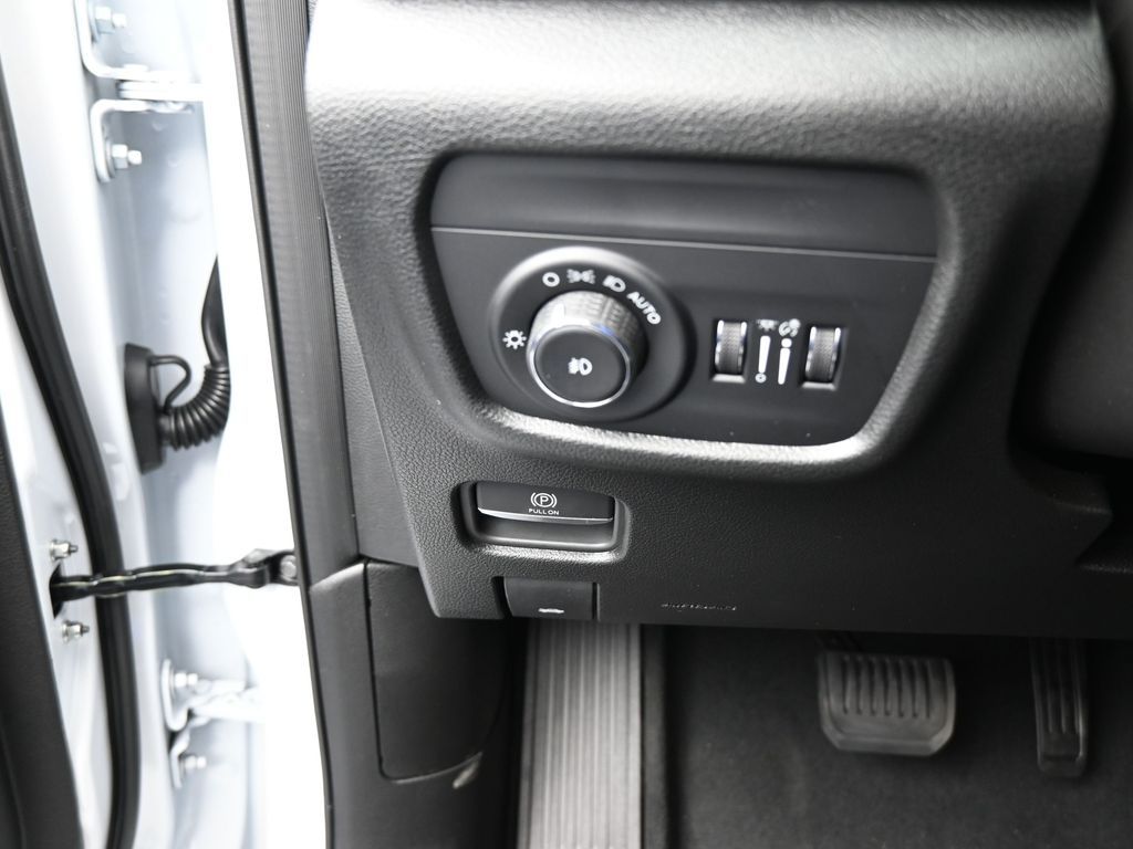 New 2025 Bright White Clearcoat Jeep Limited image 26