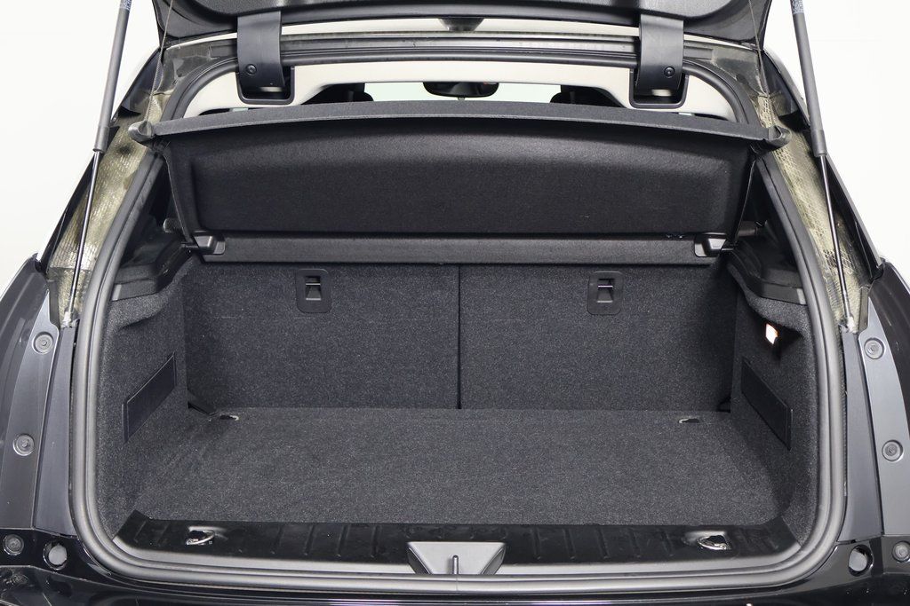 Thumbnail: 2017 BMW i3 - 14