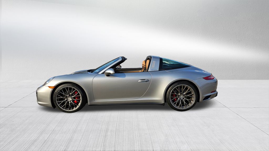 2019 Porsche 911 Targa 4S 8