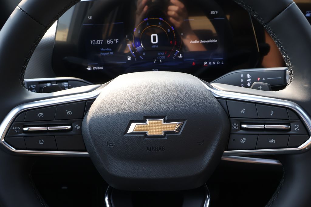 Thumbnail: 2027 Chevrolet Equinox - 22