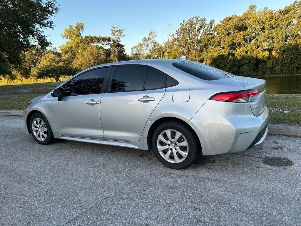 Thumbnail: 2022 Toyota Corolla - 3