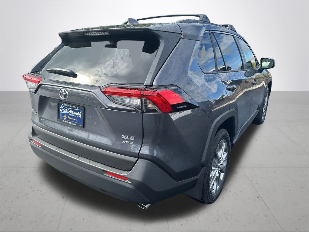 2025 Toyota RAV4 XLE Premium