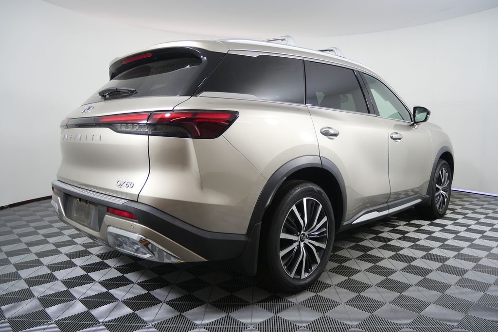 Thumbnail: 2022 INFINITI QX60 - 3