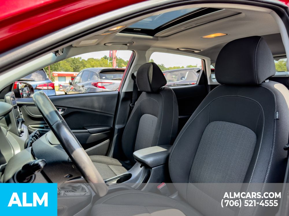 Used 2022 Red Hyundai SEL image 6