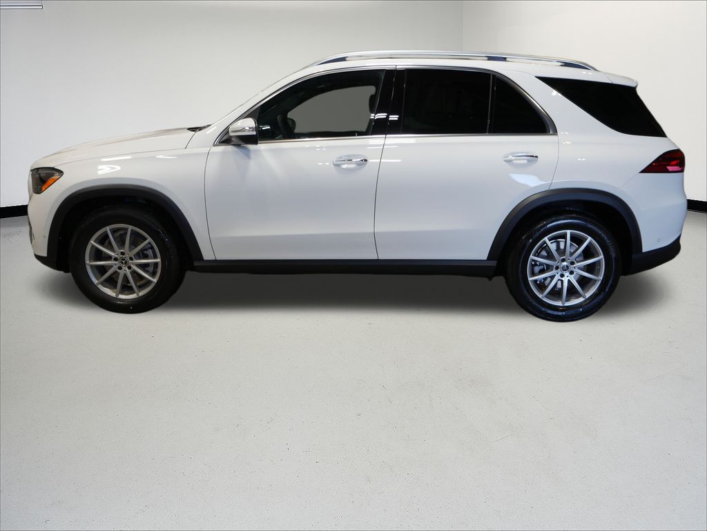 Thumbnail: 2026 Mercedes-Benz GLE - 2