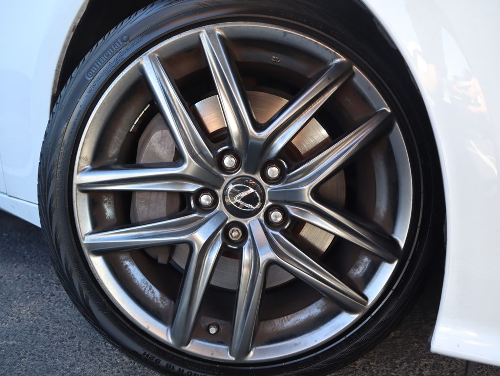 Thumbnail: 2014 Lexus IS - 15