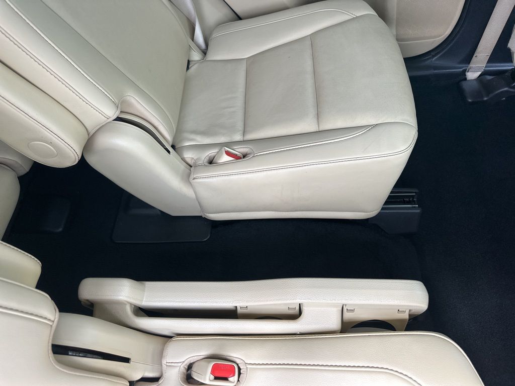 2019 Predawn Gray Mica Toyota Highlander XLE FWD SUV