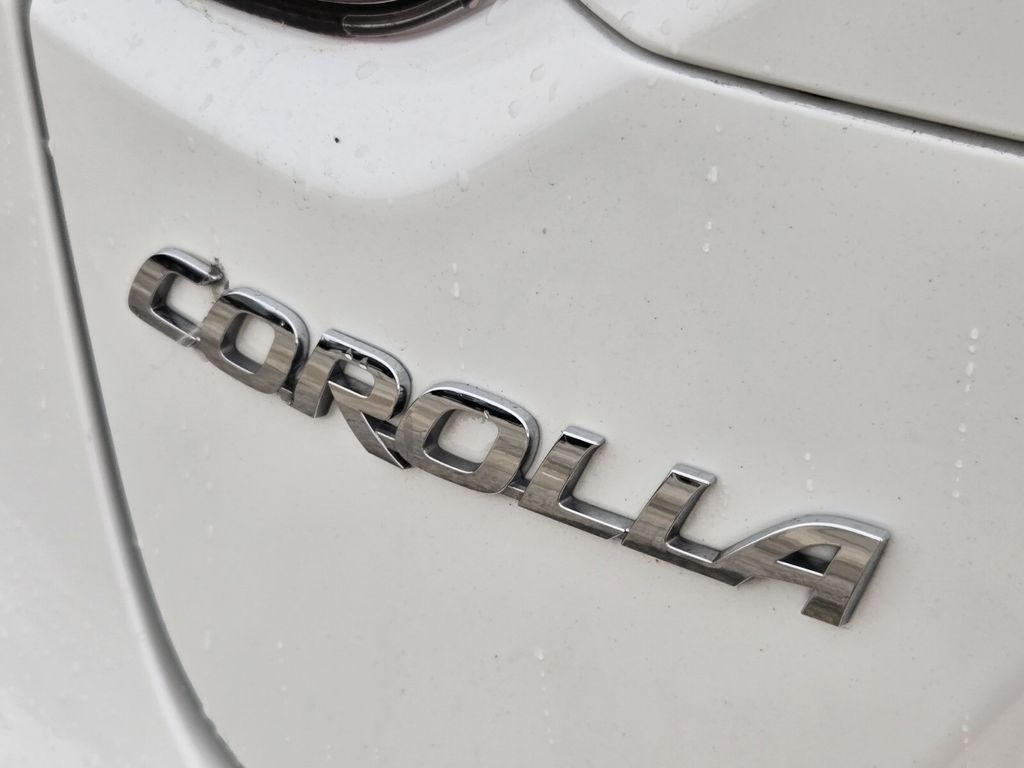 2021 Toyota Corolla - $15,677